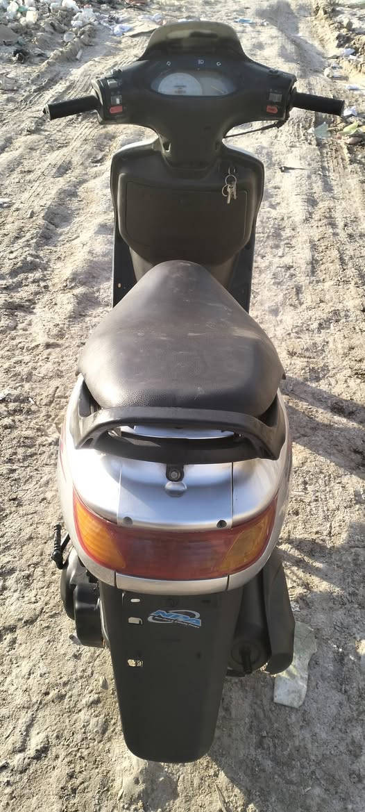 فراشه للبيع مكينه ماكس معوزها باتري تشتغل هندر ما مفتوحه سعر 300..***********
