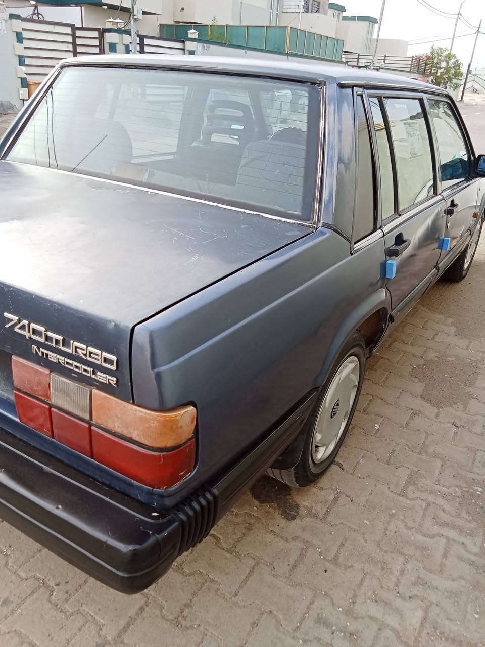 السلام عليكم فولفو موديل 89 حجم 740محرك وكير ونجي اوتو ماتيك سياره جاهزه مكينه كير حداديه تخم تاير سياره خير من الله دواخل جدد عل بلاد فتحه قماره طكتين سنتر لوك  كهربائيات كله شغاله رقم كربلاء مشروع وطني السياره بالنجف للاستفسار ***********
