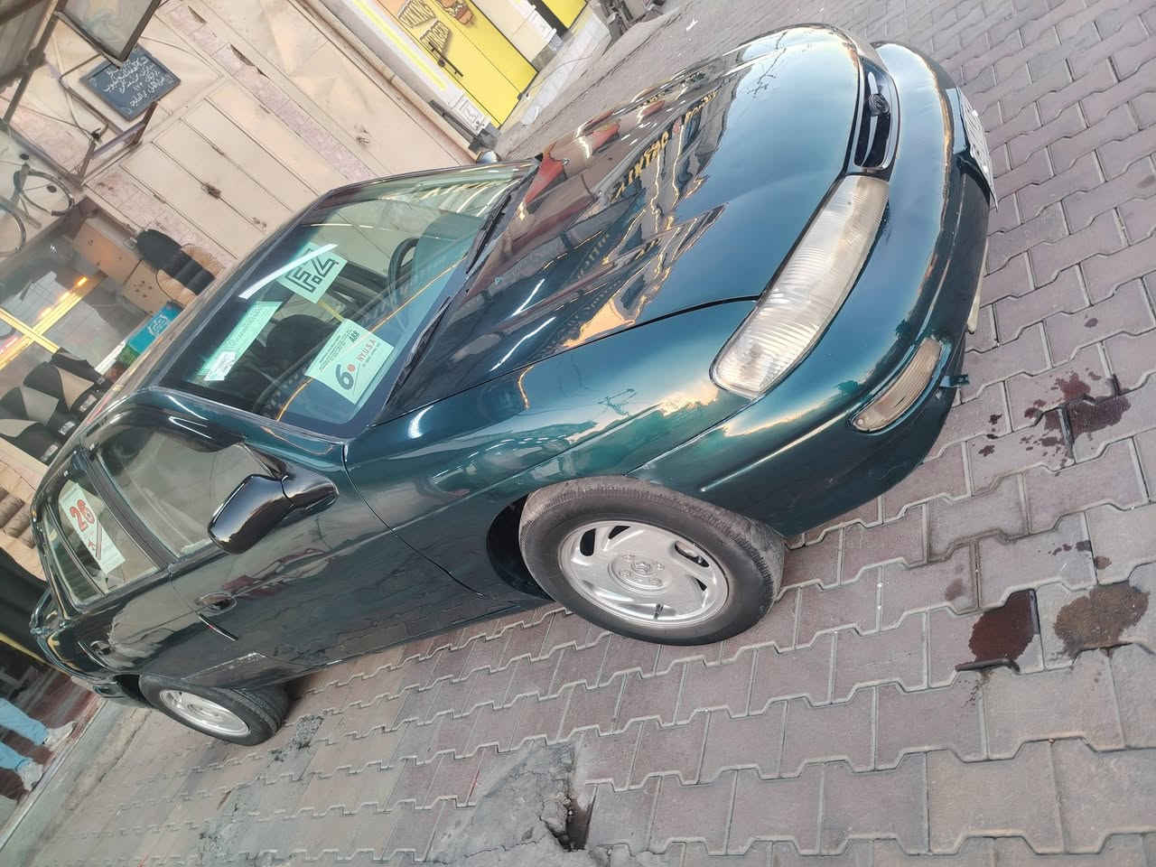 يالله سلام عليكم كيا سيفيا موديل 96 سياره صبغ جمالي  محرك مسكر جديد كير عادي صدر جديد تايرات تخم ويل كب صندوق جديد دواخل جديد سيارة رقم بغداد صاحبه موجود تحويل مباشر مال جنيه سبير جك بيهه سعر35وبيه مجال مكان هيت رقم الهاتف  ***********
