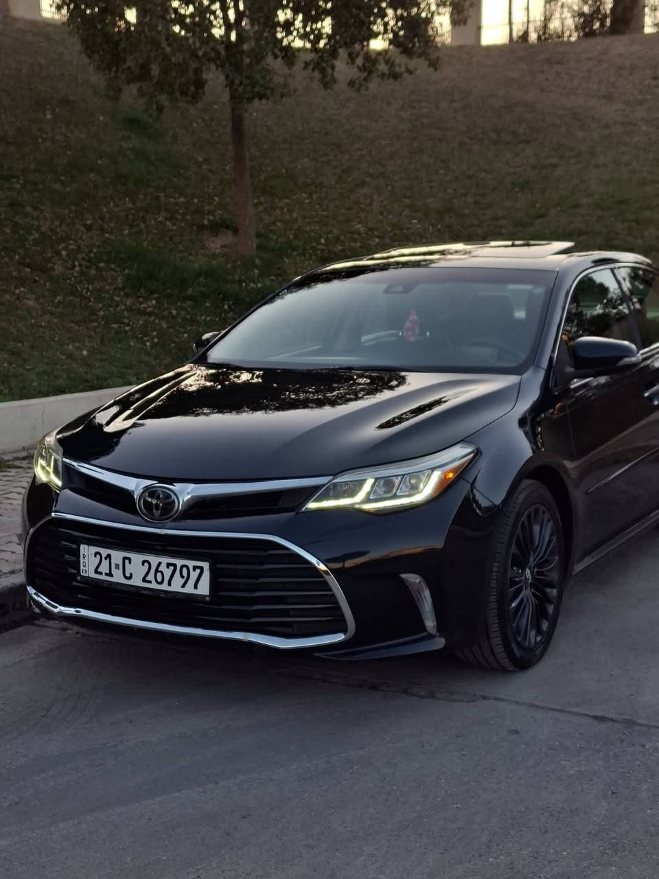 تويوتا افلون 2017 مواصفات تورينك فول مواصفات لون اسود كذاب
ملاحظة السيارة هزة فحص رقم سنوية جديد السياره بسمي تحويل وكالة بنفس اليوم 

حادثها خلفي فقط صندوق بيها صبغ بجم كبس بشرط بدون ايرباك صور الحادث سونر موجود بالمنشور 

محرك V6 حجم 3500 بنزين ماشية121ميل
شاشة بصمة كامرا سلايت كوشنات جلد كوشنات تدفئة كوشنات كاربا لايتات ليد  زينون  تبريد قطعتين رادار جانبي رادار أمامي رادار تحديد مسار بعد هواية مواصفات السيارة حيل نضيفة جاهزة مابيها اي نقص بشرط كير محرك تبريد ايرباك كهربائيات بشرط هزة رقم سنوية جديد بسمي السيارة  تايرات جديد للإستفسار اكثر اتصل ***********
