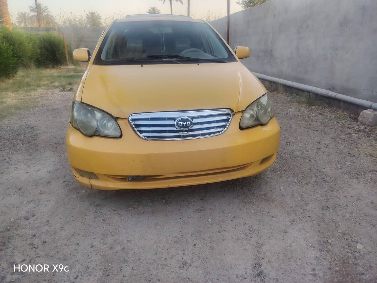 السلام عليكم
من رخصة الادمن
سياره BYD f3 موديل 2011سياره مكفوله كفاله عامل كير ومحرك مكفولات تبريد شغال فقط رشات صبغ في الحجل مصفره هيئه غرامه كامره 400الف  ورقم دولي وباقي التفاصيل الاتصال ع الرقم
ه/***********يوجد واتساب
السعر /46وبيها مجال
العنوان /بغداد _ابو غريب
