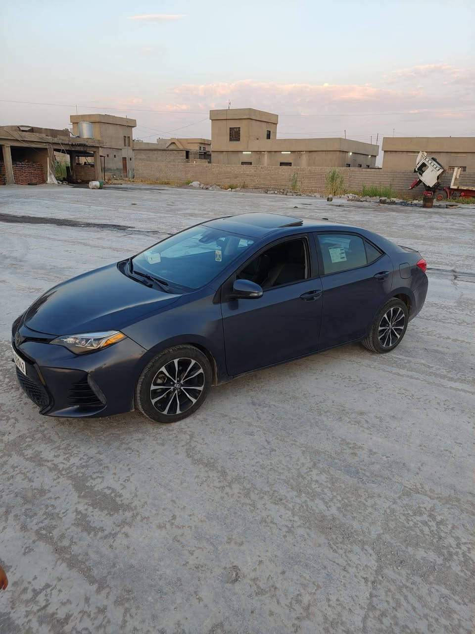 سلام عليكم كورلا موديل 19كلين فول مواصفات للاخير على وضع شركه ماشيه 70 العنوان موصل ناحية القيارة قرية الحاج علي رقم ***********
