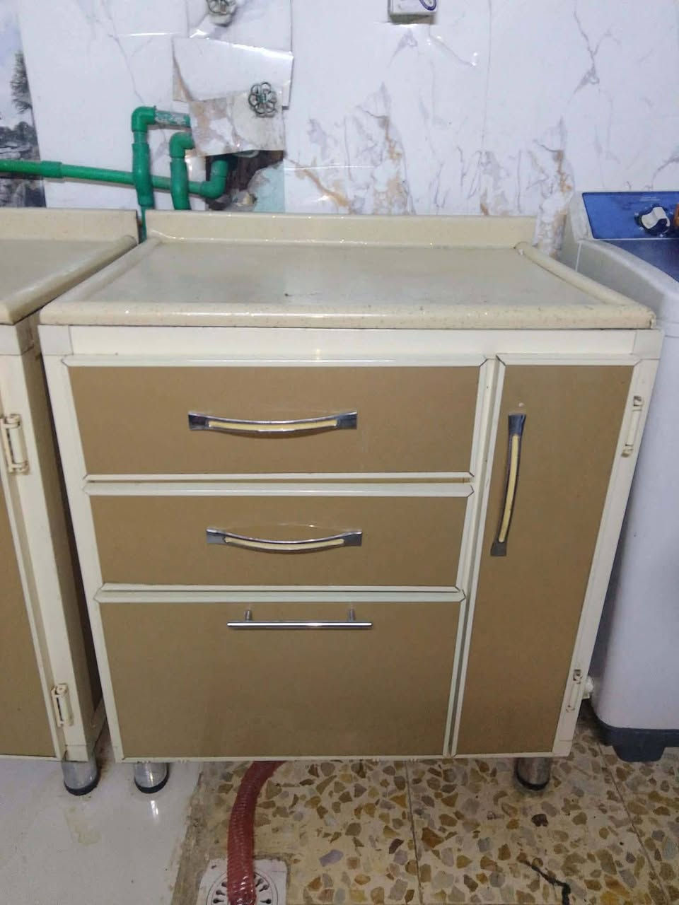 كاونتر مترتين ونص بي ضرر كلش بسيط ب250 وبي مجال


**إذا كنت صاحب هذا الإعلان وتريد حذفه لأي سبب، رجاءا أرسل رسالة إلى الدعم الفني**
