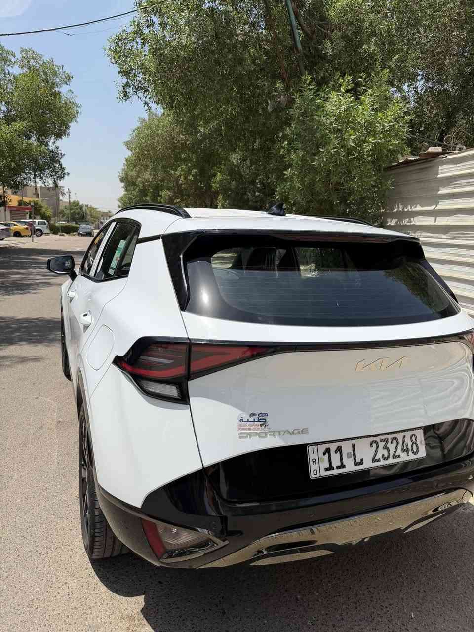 كيا سبورتج 2025 بلاك ادشن
اليكم التفاصيل الآتية
خليجي
‏ماشي20
سعة المحرك 2.0L
مرتبط بناقل حركة أوتو 6 نمر
عدد AIR BAG 2 
حساسات أمامية 
حساسات خلفية
لايت زينون + LED
كشافات 
بك لايت LED
حجم الاطار 235/50R19
" ويل كب 19
4 دسك
ماسحة خلفية
اريل نفكيتر 
مفتاح التشغيل بصمة
حساسات ضغط اطارات 
تطعيم الدواخل ألمنيوم 
السعر227
(***********)
مكاني بغداد يونة
