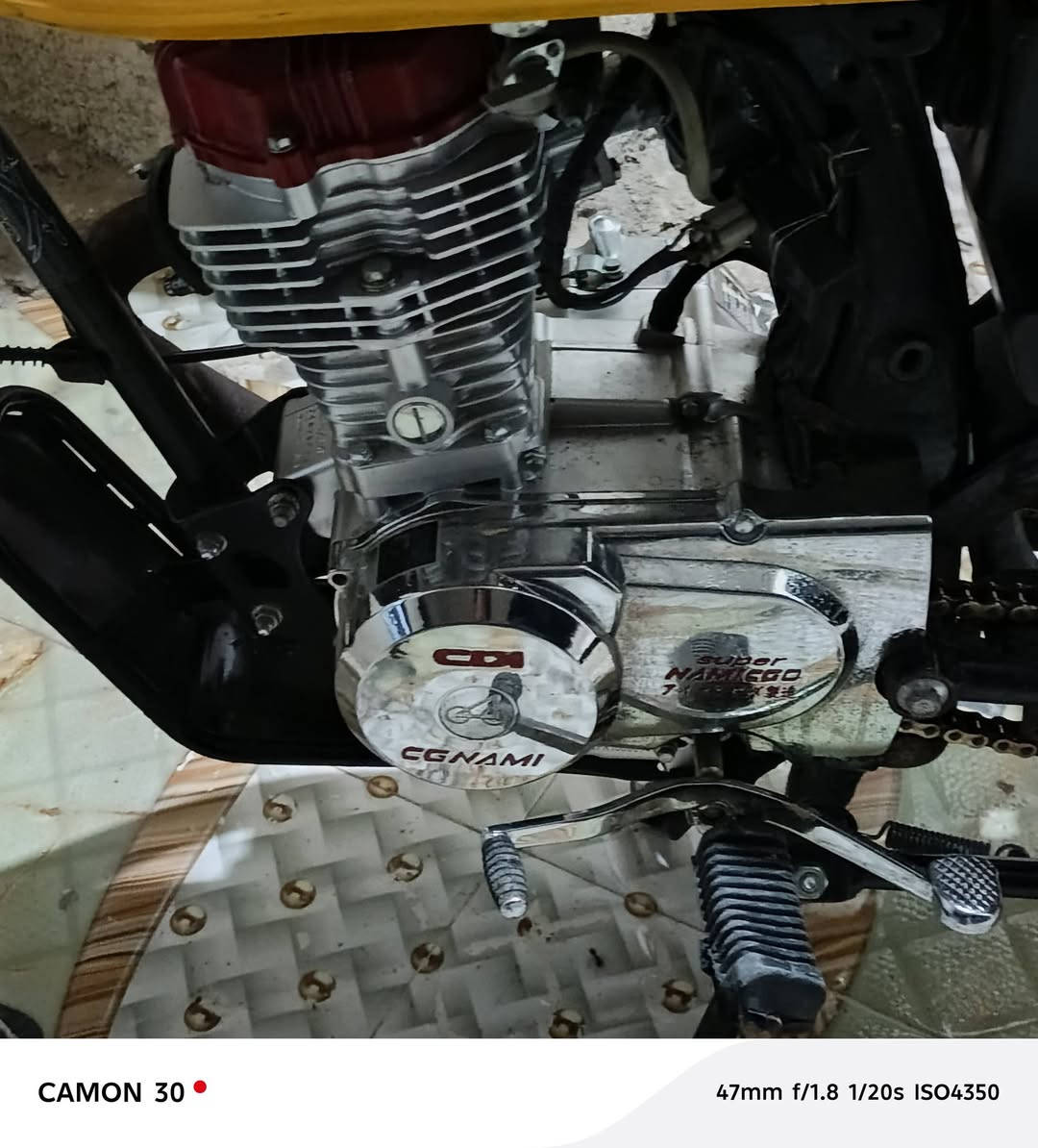 السلام عليكم شباب دراجه للبيع تامير تعمير سنه 2026 للبيع 700 وبيها مجال اللي يشتري خليه يتصل *********** واتساب موجود
