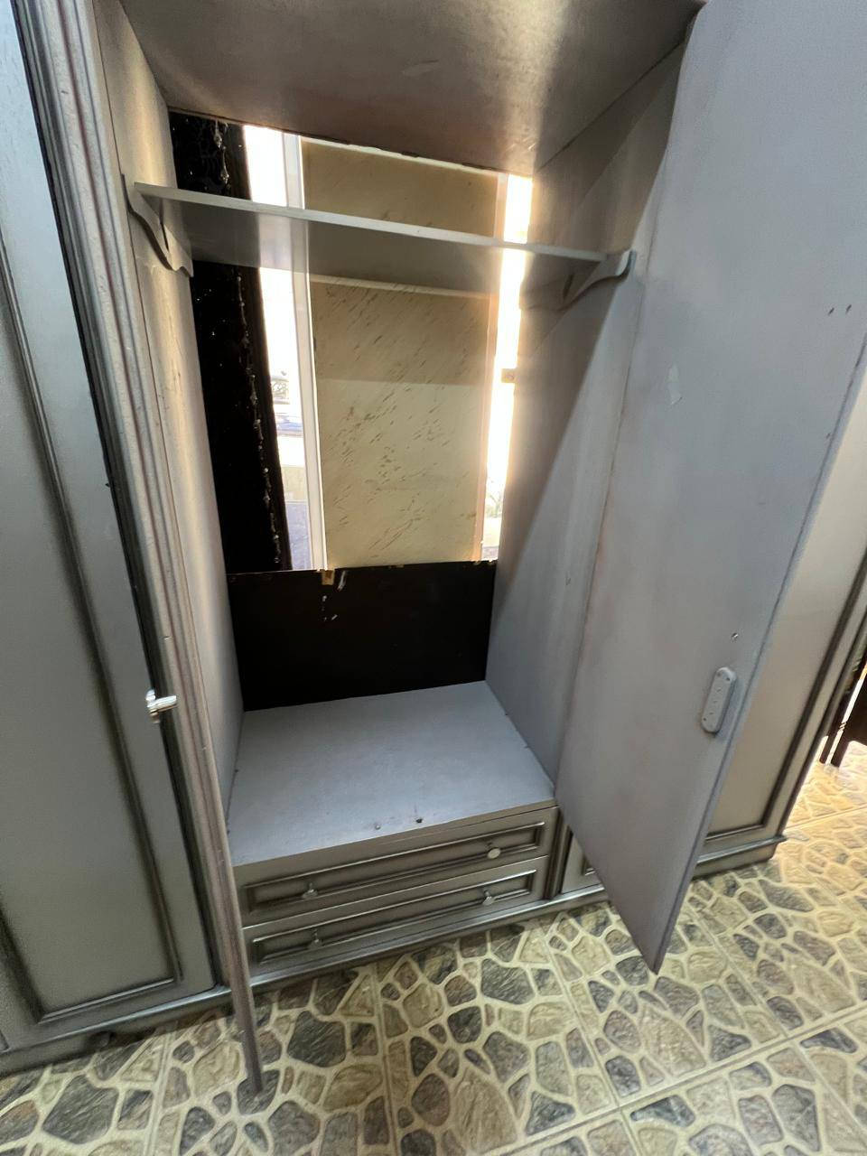 غرفه نوم ماستر تفصيل خشب زان بالكامل للبيع بسعر حرق 🔥


**إذا كنت صاحب هذا الإعلان وتريد حذفه لأي سبب، رجاءا أرسل رسالة إلى الدعم الفني**