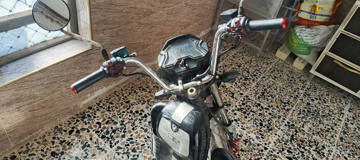 السلام عليكم
للبيع هارلي
 او امراوس بماكس عدله
 دراجه كلشي بيها نظيف البارحه بدلت كهربيات كامله
 ضفيرة جديده
 بطاريات جدد قبل شهر شادهن 
دراجه شرط الفحص
 السعر 400 وبيها مجال بسيط
مكاني الفلوجه السكنيه
***********
