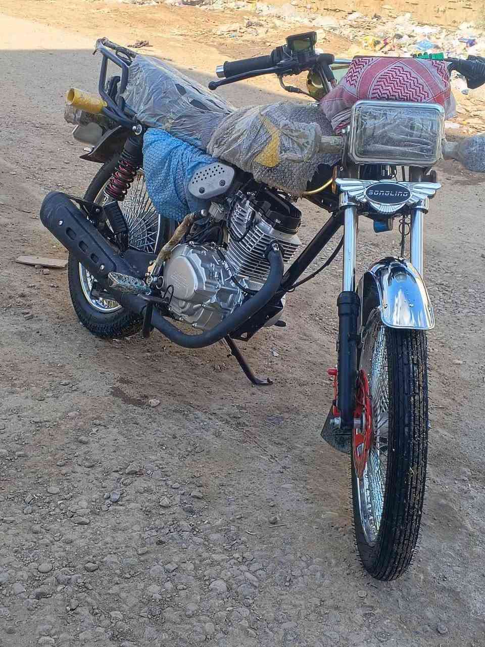 سلام عليكم تايكر26 مابيهه اي ينقص السعر800وبيهه مجال ‎0770 763 6906
قرب جامعه ديالى
