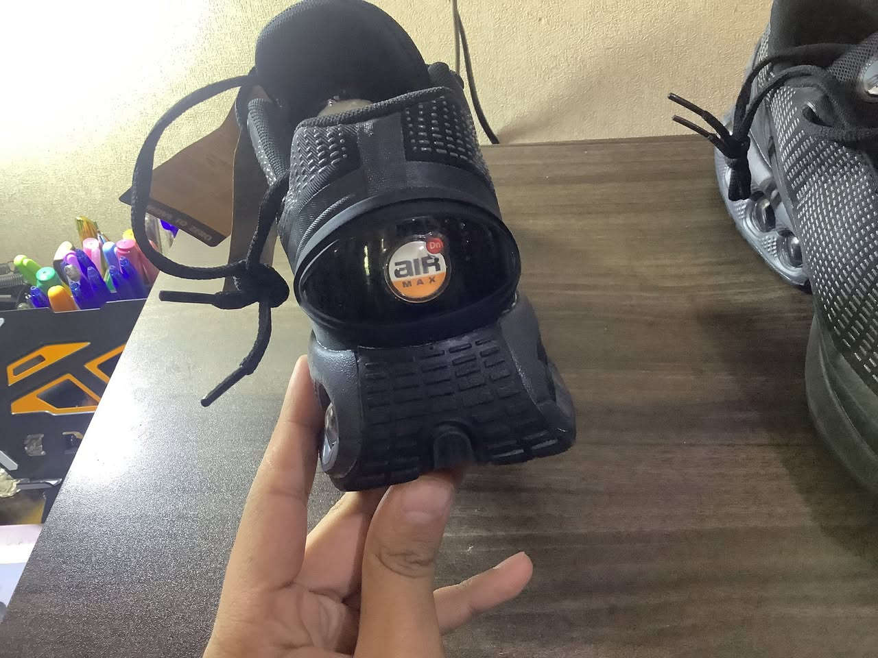 حذاء نايك اير ماكس قياس 45 يلبس 44 اصلي جديد سعر 40 وية توصيل و
لابجين بومة محبب مال تارتان قياس 44 يلبس 45  اصلي سعره 35 وية توصيل 
حذاء نايك جوردن فور  قياس 44 طول قدم 28 اصلي سعر 45 وية توصيل  مكاني ديالى بعقوبة عندي توصيل إذا ما تقدر تراسلني دزلي طلب صداقة و أراسلك ملاحظة : حذاء اصلي مو كوبي


**إذا كنت صاحب هذا الإعلان وتريد حذفه لأي سبب، رجاءا أرسل رسالة إلى الدعم الفني**