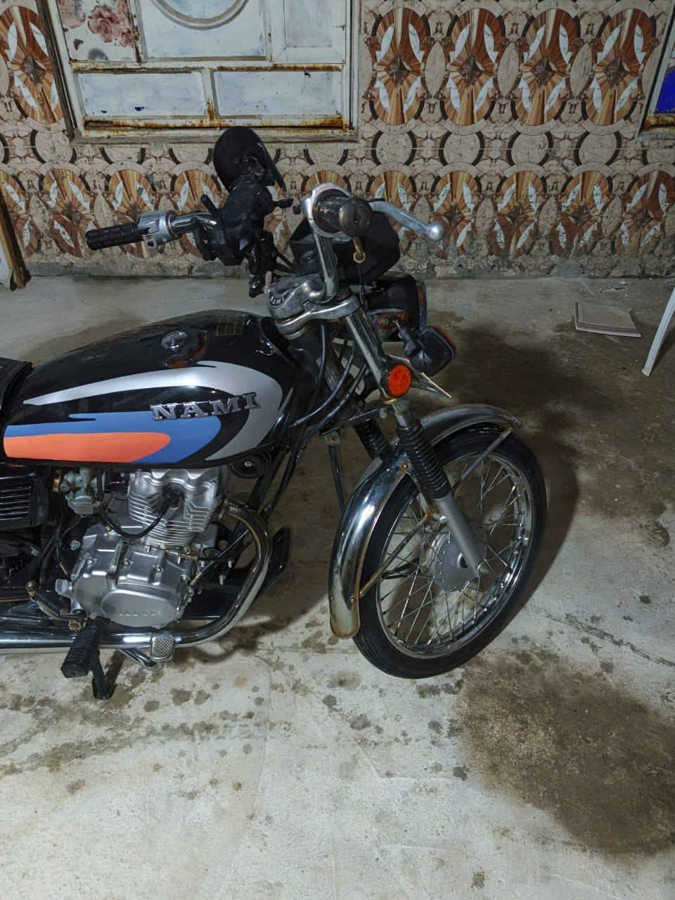 السلام عليكم دراجه ايراني شلامجه موديل 2024طلعتهه من الوكيل قبل 4اشهر 2026سعرها مليونين و150وبيهه مجال اللوحه اربيل رقم وسنويه عنواني البصره الدراجه كفاله عامه  ***********
