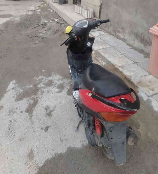 السلام عليكم دراجه  ماكس  عدلة نظيفة   اسف اشغال فقط هندر وماشه  رايده بسعر 450 بيه مجال  رقم تليفون ***********
بكاني بغداد الزعفرانيه
