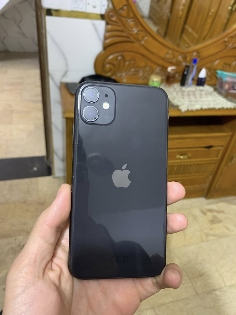 11 عادي 128 جهاز كله شغال فقط مبدل بطاريه اصليه السعر. 240 الف شراي خاص بلديات *********** فقط بيع بغداد
