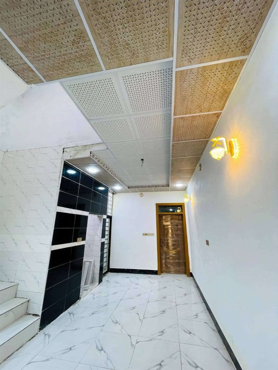 يعلن مكتب  اليرموك  للعقار ⚜️ الدار المســــاحة90متر مربعه
. طابو   زراعي وقرار محكمة 🪐
⚜️ العنــــوان ⚜️  النجف //  
         🔆  الــتـــفـــــاصـيــــل  
الـبـنـاء  درجة اوله البيت مامسكون 
(( طـــابق الاول)) يحــتوي علا غرف، 1 وصاله + ومطبخ مفصول+ وستقبال  وصحيات داخل وخارج. 

🔱الــســعـــر  //30مليون. 🥰

             ملاحظة (((توجد كافت المساحات والقطع  )
⚜️        
((للاستفســار مراجعـة المكتب  #_للعقــار_والمقــاولات
العنــوان مكتب اليرموك  العقار مقابل قرية: الغدير اعمـود 282 #مكتب_اليرموك  العقار_

*********** او الاتصال على الارقام.🟡🟡📞📞📞♾
   🔆📞تطبيق وتساب موجود
او مرسله  😊
