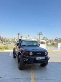Fj موديل 2008 خليجي السيارة بدون صبغ ماشية ٣٨٠ الف كيلو السيارة فور وي...