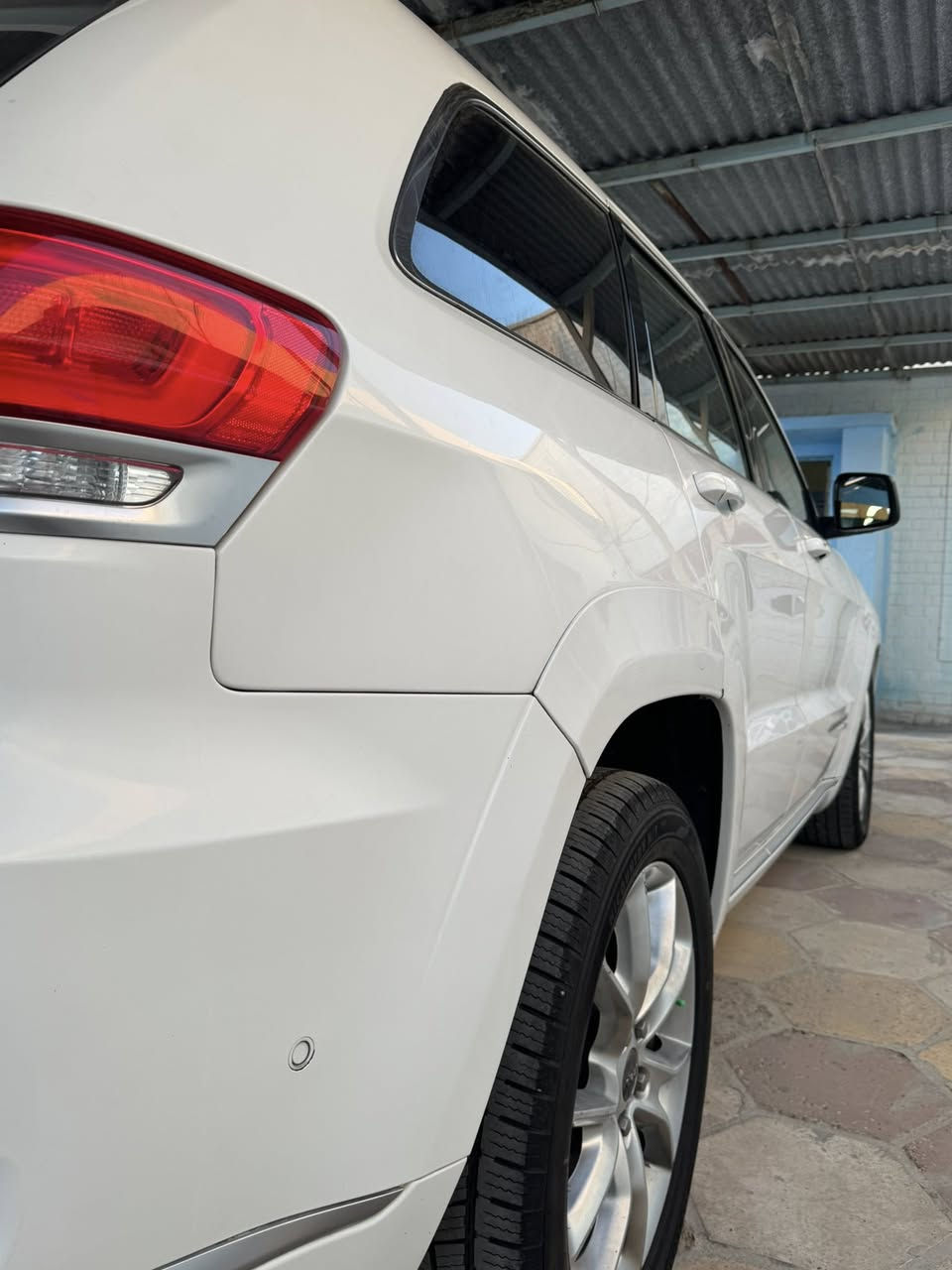 🚘 جيب سومت 2015 فول مواصفات 1/1 🔥
رقم بغداد وباسم شخصي تحويل مباشر

📞 ***********

✅ مكفولة إيرباكات

✅ الضرر: جاملغ خلفي فقط

✅ ماشية 169 ألف كم شرط الفحص والجهاز والسونار

✨ المواصفات: • محرك 5.7 HEMI

• فورويل 4x4 ماوس

• دبل سلايت بانوراما

• تشغيل عن بعد

• شاشات عدد 3

• شفتات ستيرن

• جكات 3 وضعيات

• رادار جانبي + نقطة عمياء

• سياقة آلية مع تحديد مسار

• كامرة خلفية دوارة أصلية

• جنطة كهربائية شفط

• دبل كزوز خلفي

• بصمة تشغيل + بصمة أبواب

• حساسات أمامية وخلفية

• سستم صوت Harman Kardon 12 سماعة

• داخل مشمشي جلد أصلي كهرباء

• تبريد + تدفئة للمقاعد

• تدفئة ستيرن وكشنات خلفية

• استيرن كهرباء وتحكم كامل

• مرايا حساسة مع إشارات وتدفئة

• زينون وعدسات تتحرك ويا الستيرن

• بطارية جديدة + تايرات جديدة

🚗 السيارة نظيفة جداً بمعنى الكلمة

جاهزة للفحص بالكامل 👍

.

.

الــســعــر ✅ :: 195 ورقة💎

.
