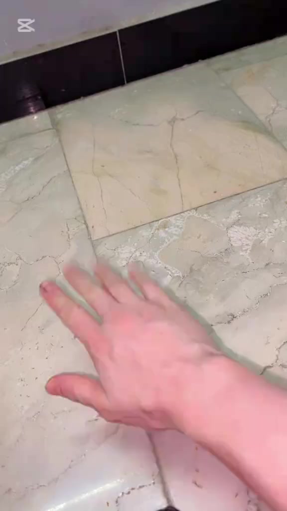 كريم تجمل اوجوبة (كريم الخلطة الباكستانية )
 كريم  تجميل مع فيتامينات متعدده  تركيبة سحرية  فائقة البياض عبوة تجميل "عجوبة 4 في 1" (Ujooba Beauty Cream) المصممة لتفتيح البشرة ومحاربة حب الشباب. 
المكونات: تتضمن المجموعة كريم تجميل، صابون تفتيح، سيروم، وكبسولات فيتامين. 
الفوائد: تعمل التركيبة على تفتيح البشرة، إزالة البقع الداكنة، علاج الكلف، وتنظيف البشرة من حب الشباب. واثار حب الشباب #مشاهير #اكسبلور #مشاهير_تيك_توك #محافظات_العراق #تجميل #تبيض #ازلةالبقع #كلف #نمش #تصبغات #نعومة #نظارة #مشاهدات #جلدية #كريمات_تفتيح #خلطات #اعشاب #طبيعية #فيتامينات #سيروم #عمليات #دكتورتجميل #منتجات #مشاهيرالعراق #مشاهيرفيسبوك #فلر #فلر #نفخ #بوتكس #نحت إشارة الأصدقاء


**إذا كنت صاحب هذا الإعلان وتريد حذفه لأي سبب، رجاءا أرسل رسالة إلى الدعم الفني**