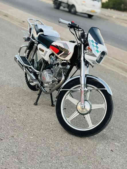 درجه البيع السعر ٤٩٠ او بيه مجال غليل درجه صفر محرك شرط كهربيا شرط درجه صفر منفيس كامل *********** المو شراي لا يكسر بيه او تحيتي الجميع
