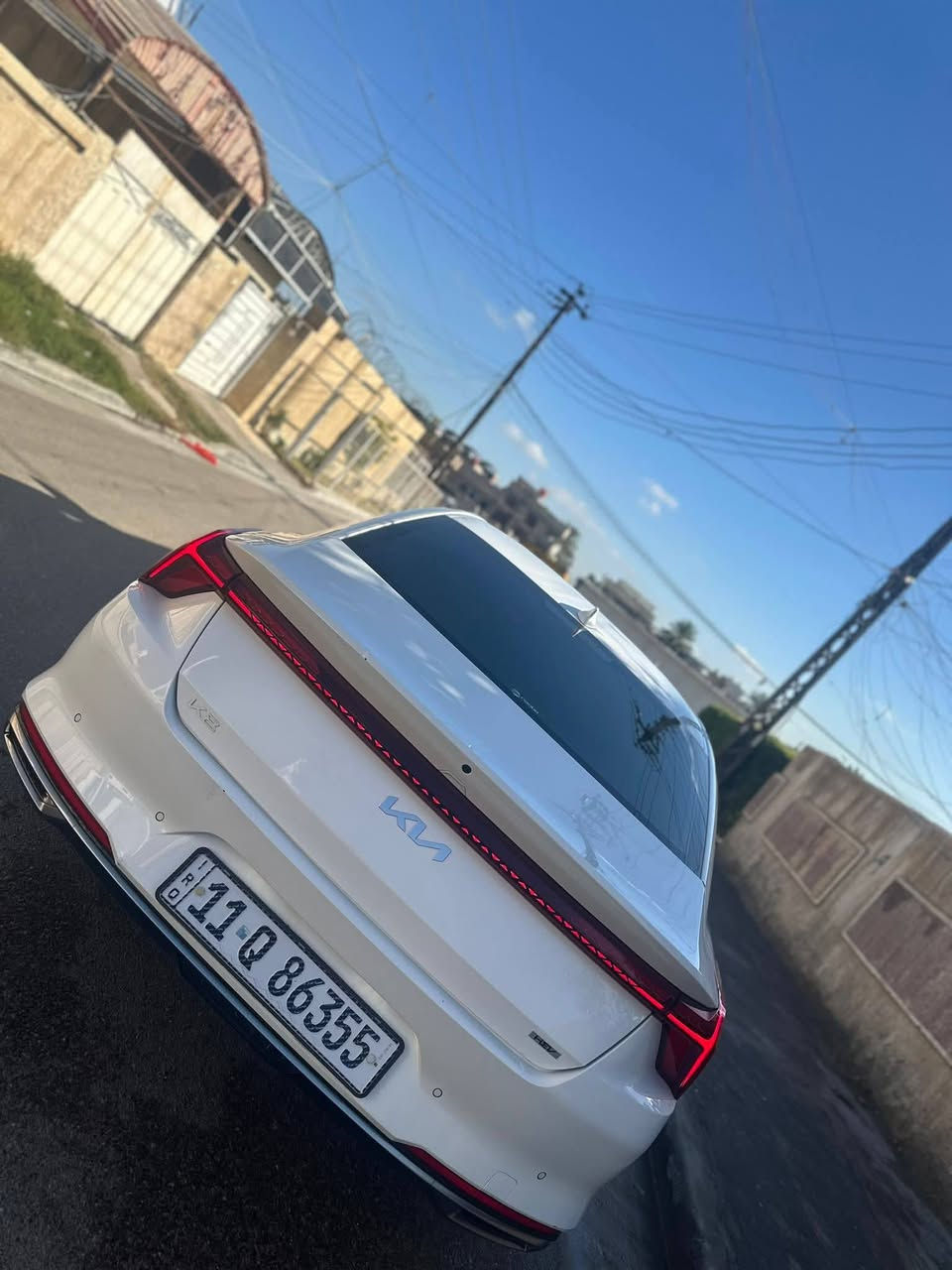 السلام عليكم k8 كادينزا
موديل2023للبيع
السعر 165 ماشية 38الف فقط
وارد كوري هايبرد ضرر جاملغ وبنيد وصبغ قبق الجنطة رش فقط الجاملغ نفس اللون  رقم بغداد انكليزي 
المواصفات مليانة 
كير موس 
مري شفط ورادار ونقطة عمياء واشاير 
كاميرات مليانه 
كشنات مساج وتدفئة وتبريد و كهرباء وذاكرة والخلفي Vip وتحكمات خلفية حتى المسجل والتبريد 
ستيرن تدفئة وكهرباء وشفتات 
شاشة متصلة وكار بلي 
مضخم صوت مضخم فول مرديان 
جنطة كهرباء 
بردة خلفية كهربائية وبردات جانبية 
اشارة لكزز لد نهاري وزنون بلادي 
ويل 18كروم 
شحن وايرلس 
تشغيل عن بعد قيادة ذاتية تحديد مسار 
اصطفاف مليانه 
كشنات مساج
مودات قيادة ايكو وسبورت 
اشاير داخل العداد الكيجات تجتل 
نشرة الدشبول والابواب روس رايز 
وبعد بيها هواية مواصفات 
مكان السيارة بالحلة مركز مدينة 
***********
اوتو هولد
