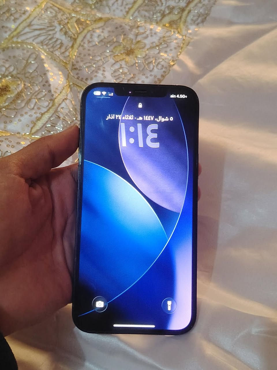 السلام عليكم ايفون 12بر وماكس دبل خط ذاكره 512امبدال بس بطاريه امراوس بهونر اوبيع 425او بيه مجال ***********
