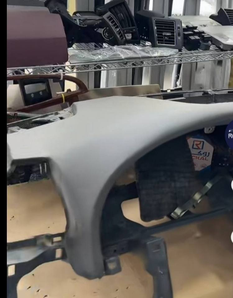 السلام عليكم...تفصيغ وبيه ....أصلي  دشبول Ls460لكززمن موديل 2007الر 2012.......وأيضا دشبول لكززes350......الاستفسار ماسنجر..أو وطساب ***********
