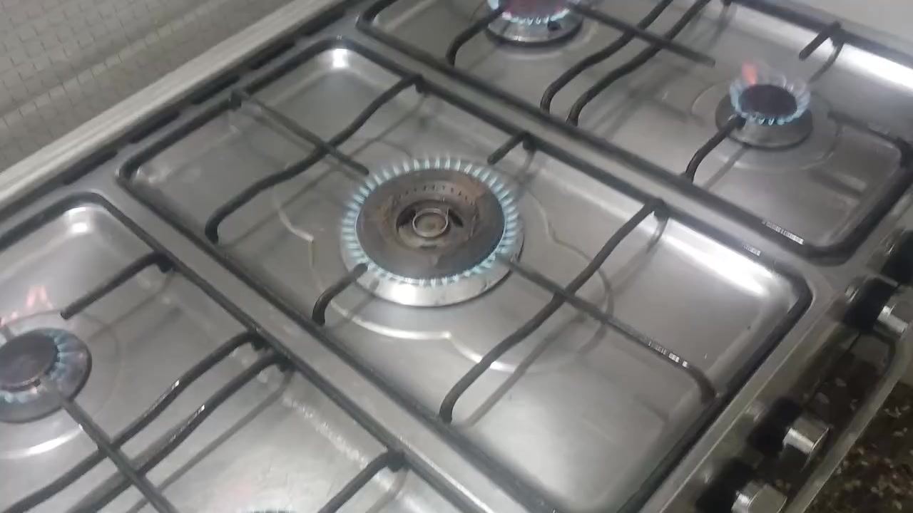 طباخ فريش مصري الاصلي للبيع او مراوس بزغر منة لان مكاني زغير عنوان العبيدي


**إذا كنت صاحب هذا الإعلان وتريد حذفه لأي سبب، رجاءا أرسل رسالة إلى الدعم الفني**