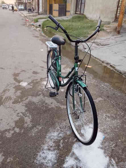 سلام عليكم بايسكل بناتي لبيع  حجم 26 بايسكل جديد بكاني بغداد الزعفرانيه السعر 155بي مجال رقمي ***********
