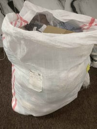 شليف • ١٠٠ قطعة • ملابس نسائي