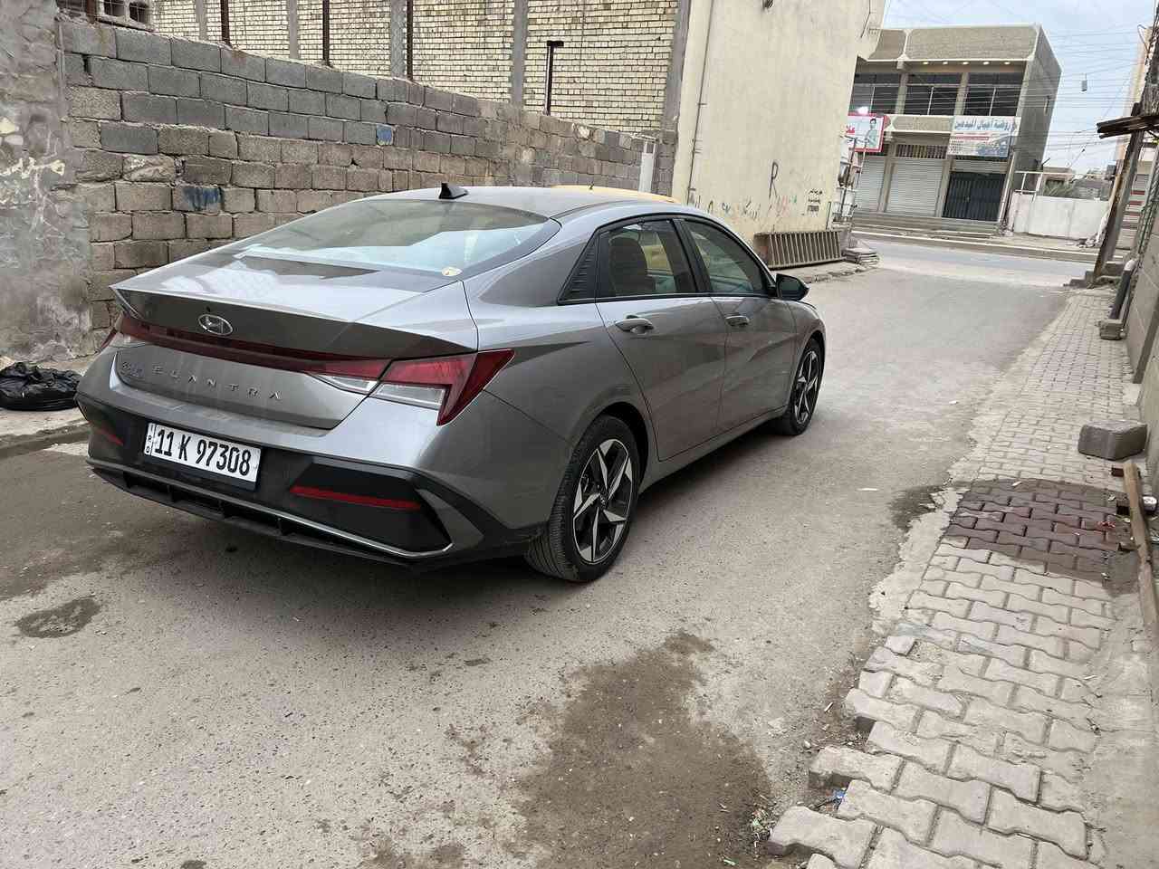 سلام عليكم النترا موديل ٢٣وارد امريكي حادثهة بسيط جدا بدون يرباك مواصفتها بصمه تشغيل عن بعد ابواب بصمه سيد بريك دكمه دخول ذكي جنطه كهرباء رادارات خلفي امامي هواي بيهة مواصفات  بسمي بغداد عنواني بغداد سبع قصور سعر ١٦٧     *********** كل تفاصيلهة ذاكرهن بل منشور
