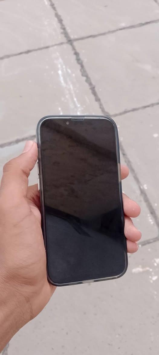 ايفون 13 برو الصغير ذاكره 256 مبدل شاشه وبطاريه 
جهاز شغال فقط كامرات الأمامي ولخلفي وكفات طلبو 50 تصليحهن بالربيعي سعر الجهاز 250 مكاني بغداد الحبيبيه 
*********** واتساب
