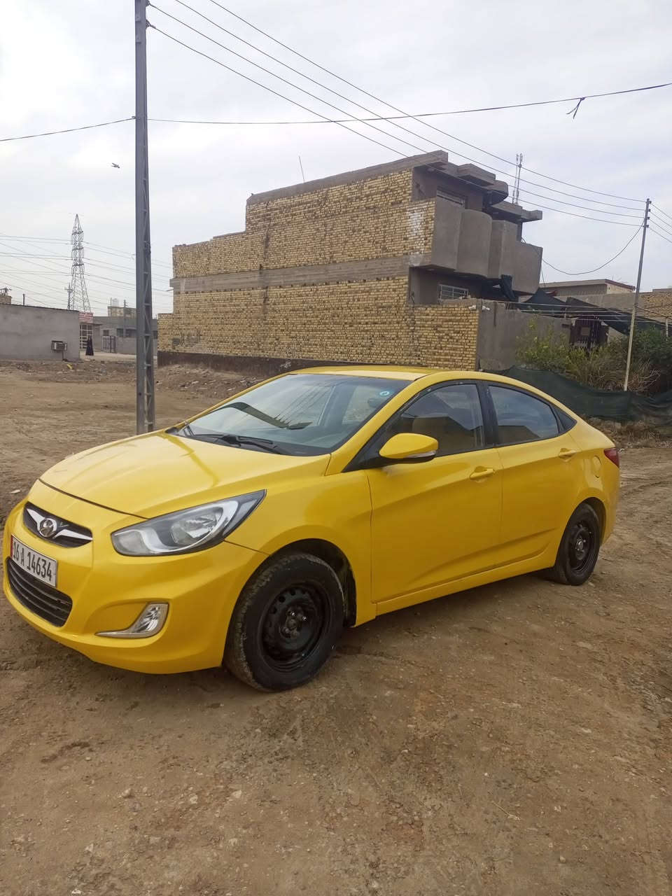 السلام عليكم
اكسنت موديل 13 
خليجي مكينه 1600
حادثها الجاملغات
السياره مرتبه وحلوه 
رقم ديوانيه /
الشراي يتصل /***********/
