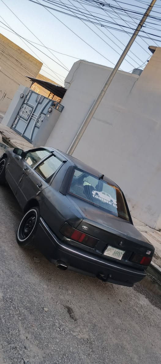 السلام عليكم 
فورد سيرا للبيع موديل 1991 
محرك قبغ اسود ، كابريته 
شرط المحرك  لا نفخ ولا صرف 
والكير عينه وكلج جديد 
داخلها كلش نضيف
جامات امامي كهرباء
كهربائيات كلها شغاله 
طخم تايرات جديد
صاحبه الشرعي موجود ويحول 
ينرادله بس اشارات امامي 
السعر 13 وبيه مجال للطيبين 
 ***********
