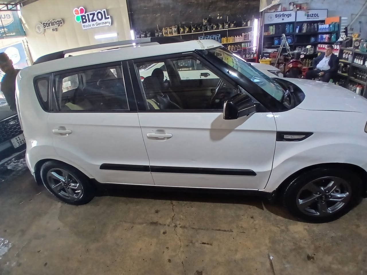 موديل ٢٠١١ بغداد حي القادسيه ٩٠ ورقه ***********
