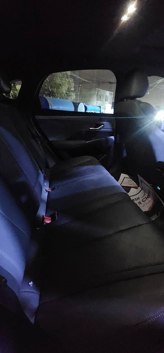 بي واي دي للبيع جن ابلاس فول
ماشيه 7000الاف مكفوله كفاله عامه 
فول موصفات سلايت .
شاشه جبيره 
***********
***********
بغداد السيديه .
كامله اراقام وبسمي السياره
