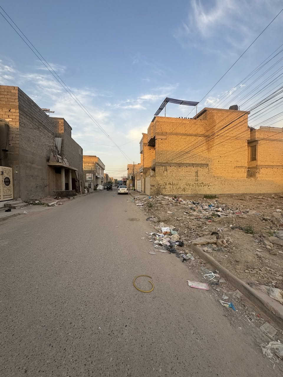 قطعة ٢٣٠ متر عقد زراعي مكاتبة دلال فقط مشمولة بالطابو نهاية الاربع شوارع شارع سكلة المجتبى النفطية الفرع الثالث بصف الركن واجهة ١٠ ونزال ٢٣ (السعر 165 )استفسار ***********
