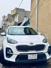 كيا سبورتج ٢٠٢١السياره مكفوله كفاله عامه عدا طخه بسيطه ماشيه ١٤٠ الف ك...