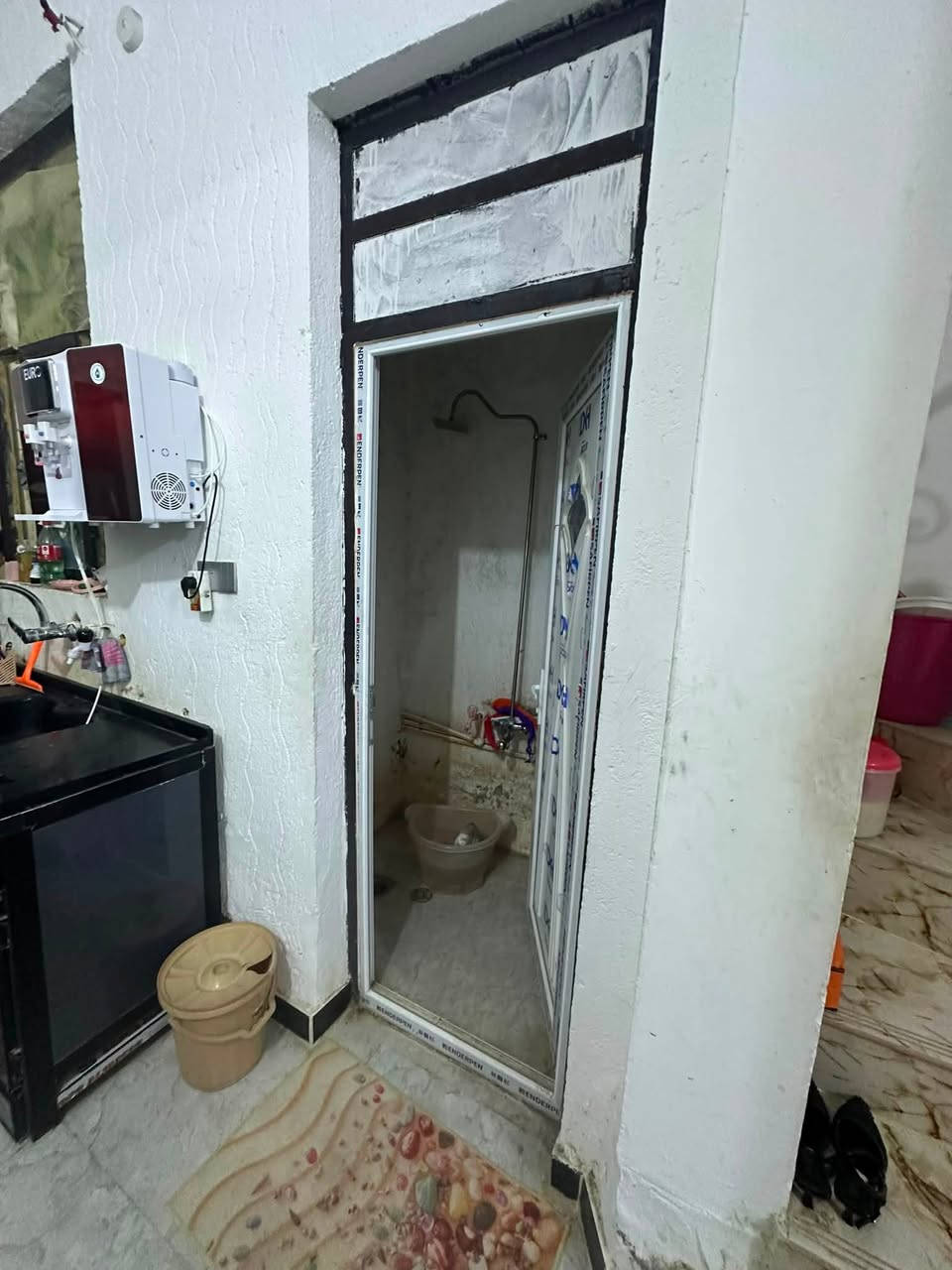 السلام عليكم /بيت للبيع طابو صرف

المساحه/ 125  

📍عنوان البيت شارع80  المنهدسين الرابعه 

مجاور مدرسه عمر عبد العزيز وقريب مول زيد 

واجه 5م 
يحتوي على صاله
غرفه نوم 
مطبخ 
صحيات داخليه 
صحيات خارجيه
طارمه مع ممر خارجي وداخلي 
السعر 122
للاستفسار 
***********

