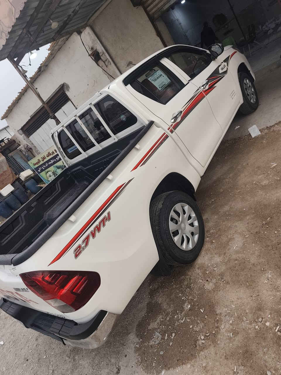 يالله اللهم صل على محمد وال محمد
بيكم هايلوكس 

موديل 2024 وارد الامارات 

بيها 3 قطع صبغ بدون فتح

جام جوبي مو كهربائي 

رقم بصره دولي بسمي تحويل ثاني يوم 

مكان بصره خور الزبير 

السعر 220 وبيها مجال 

للاستفسار الاتصال على الرقم التالي واتساب اتصال 

***********
