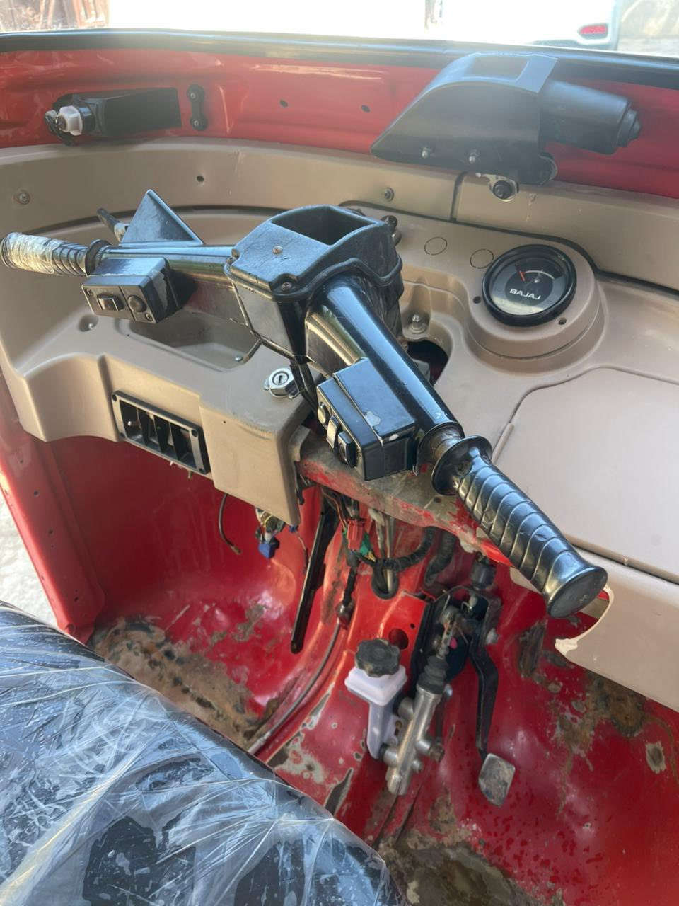 السلام عليكم  تك تك موديل 2020 شهر ال11 مرقمة بسمي موضحة بالصورة والمكينة مجفتة مرة وحدة خير من الله السعر 6 مليون وبيهة مجال قليل جدا 
المكان بغداد ابو غريب


**إذا كنت صاحب هذا الإعلان وتريد حذفه لأي سبب، رجاءا أرسل رسالة إلى الدعم الفني**