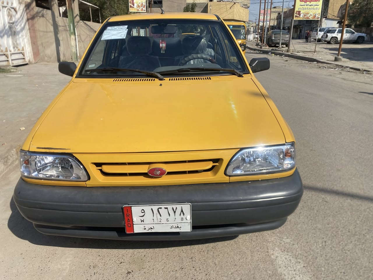 سلام عليكم سايبة موديل 2015 مكينة وكير و حداديه و شواصي مكفولات تبريد ثلج تخم تاير مكفوله من الصبغ والتبديل السعر 37 وبيها مجال هاتف *********** مكان نهايت حي اور
