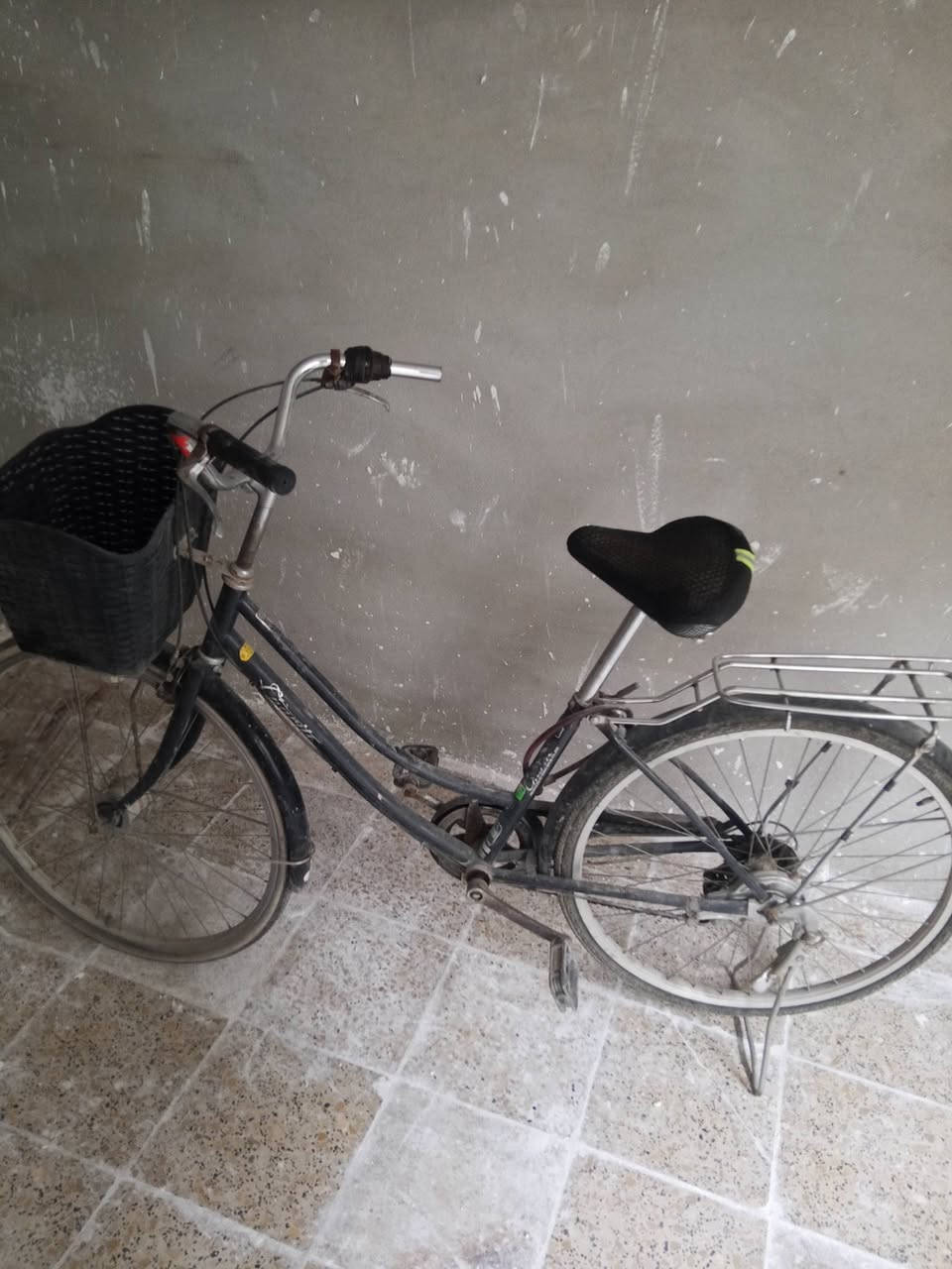 باسكل عبد الحليم حجم ٢٦ ابو كير  موصل حي سومر
السعر ٧٥


**إذا كنت صاحب هذا الإعلان وتريد حذفه لأي سبب، رجاءا أرسل رسالة إلى الدعم الفني**