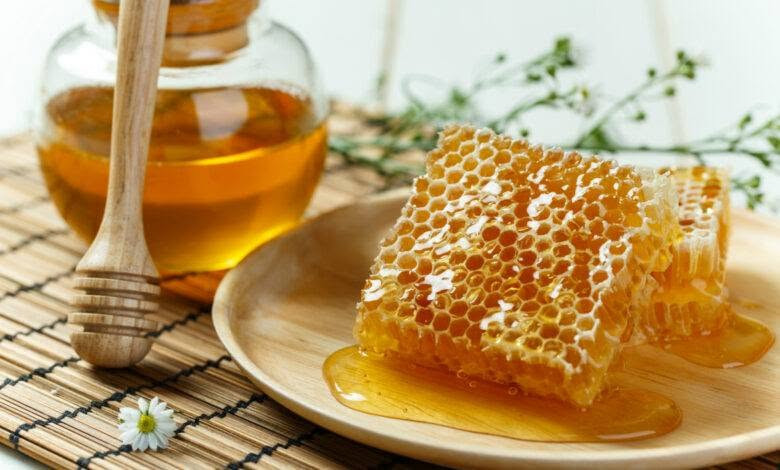 عسل طبيعي شرط تفحص مختبر بابل ورديه ***********
