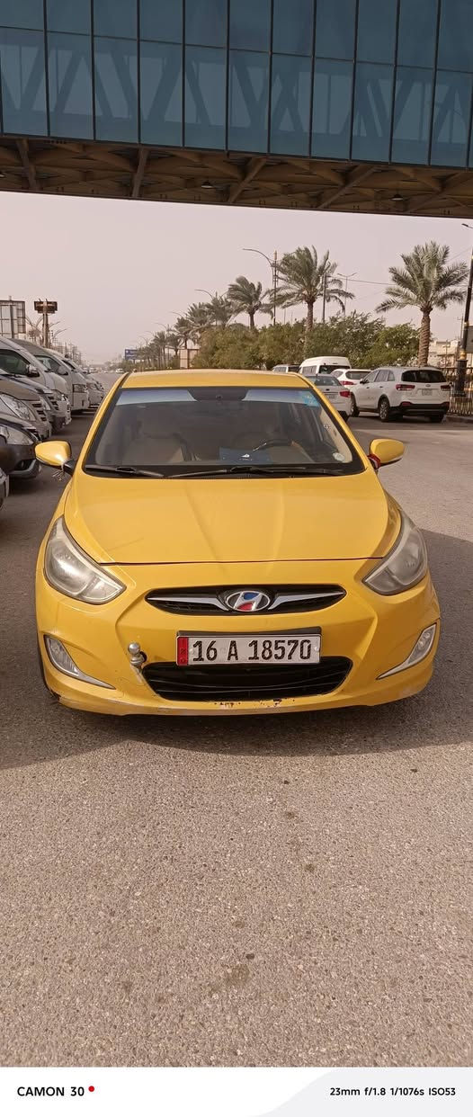 السلام عليكم  للبيع  اكسنت خليجي  مكفوله واحد على واحد  دوش  قطرتين 
رقم  قادسيه   باسمي  مصفره هيئه وغرامات  
موديل 14   كفاله     السعر  95  قفل  
مكاني كربلاء    ***********
 كلشي  شغال  من  كهربائيات  من  كلشي
