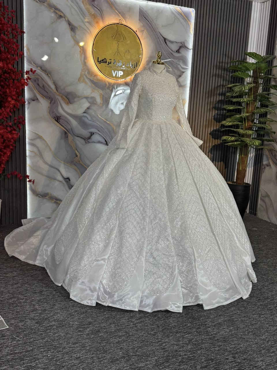 عرض  بلاش 25 الف بيع🔥🔥سعر القطعة25 الف بدلات تركي نظيف بي جديد تصوير عادي 
للحجز خاص او واتساب 
***********
