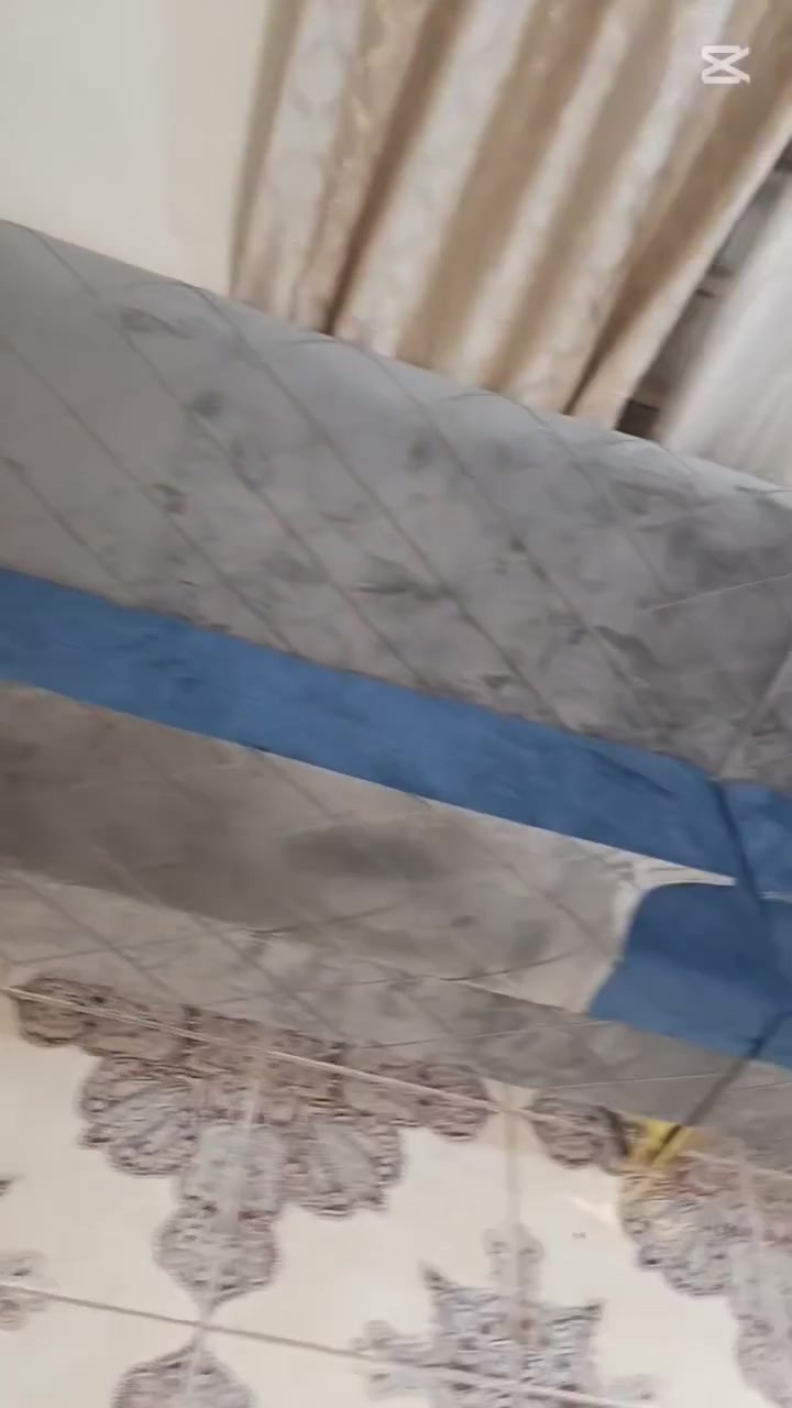 للبيع ١٠مقاعد سعر٣٠٠
***********
