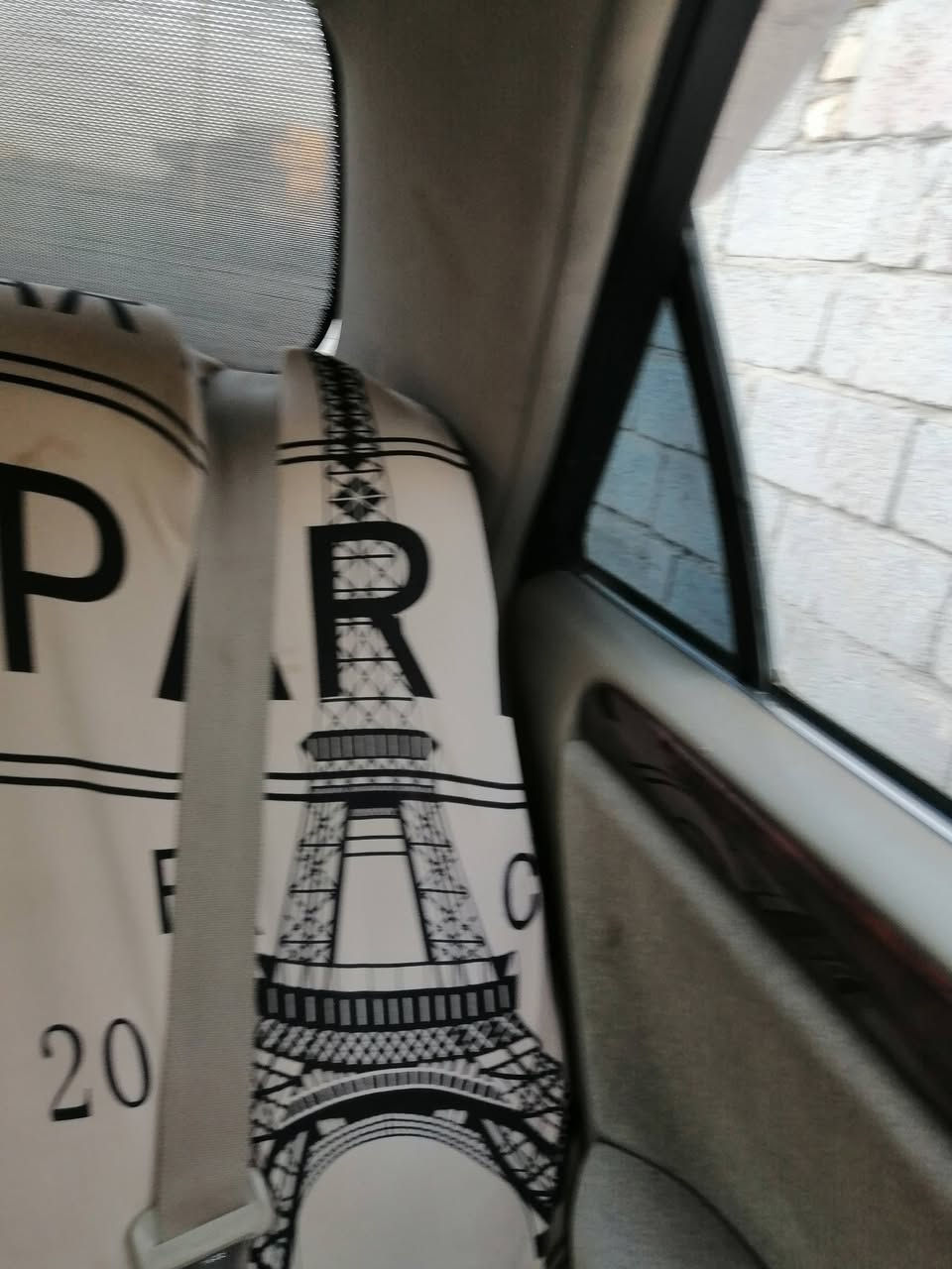 سلام عليكم جنون للبيع مكصوصه جنطه مكان ذي قار قضاء شطره متومه شرط دك حاسبه تبريد تدفئيه كله شرط رقم ***********
