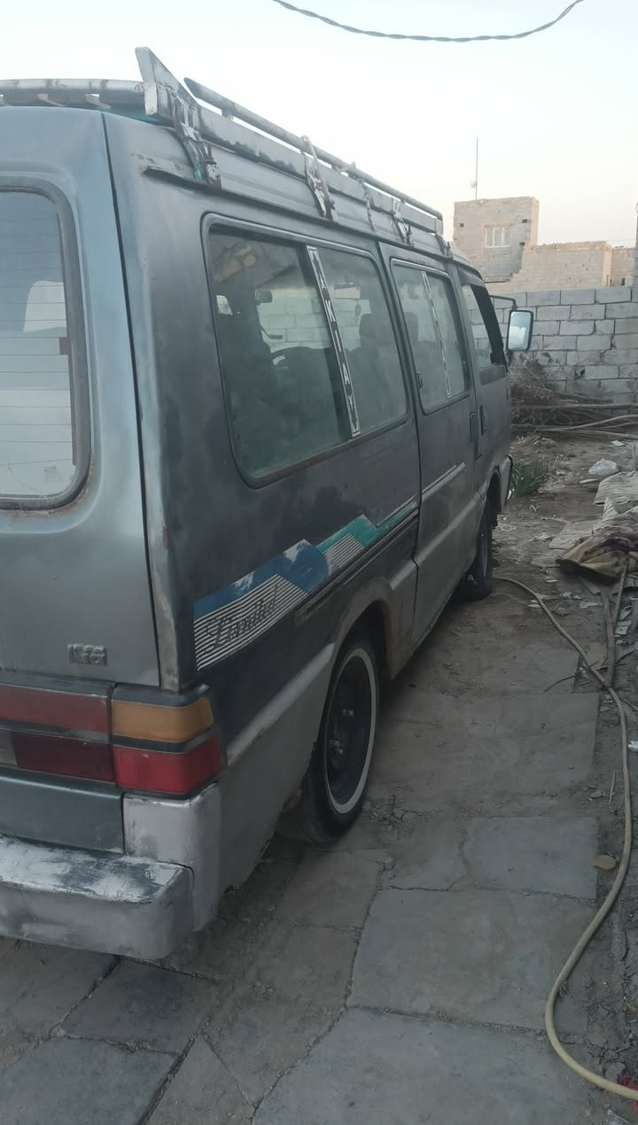 السلام عليكم كيا بستا للبيع موديل 93 
رقمها بابل الماني تحويل ثاني يوم 
غرامات امصفرهه ما عيلهه اي غرامة 
السنويةلل 2027 مكينه گير اكسن 
كهربايات كله شغاله عوزهه بس 
تايرات السعر $30  ورقة وبيهه مجال


**إذا كنت صاحب هذا الإعلان وتريد حذفه لأي سبب، رجاءا أرسل رسالة إلى الدعم الفني**
