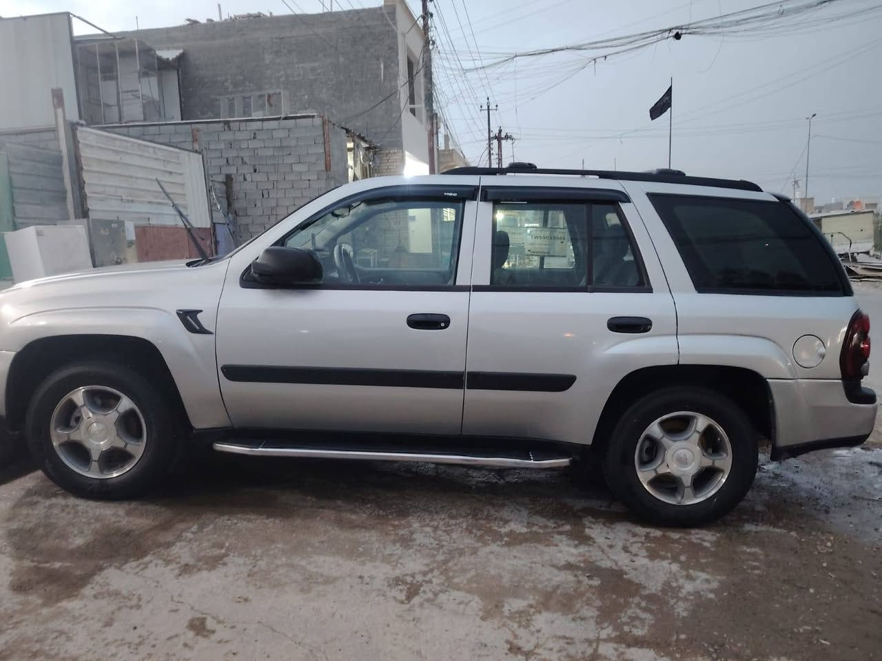 سلام عليكم بلايزر 2005 احزام اثر جراد فقط لا غير 6سلندر قبق اسود جلد كامرة شاشة تبريد ثلج تدفئة فور ويل شغال هزة وفحص جديد سياره دوشمه جديده جاهزه للأخير مكاني بغداد سعر 93 وبيها مجال شراي ***********
