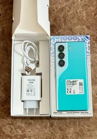 تكنو كامون ٤٠ برو فايف جي • ٢٥٦/٢٤ • استعمال اسبوع