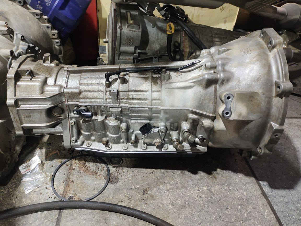 ,من رخصة الادمن
*********** ابو ادم 

يوجد كيرات لاندكروز مونيكا 2007  وجميع كيرات الاندكروز يوجد لدينا مع ضمان صيانه تبديل فحص صيانة برمجة  شارع الخيمه قرب نادي تركماني
