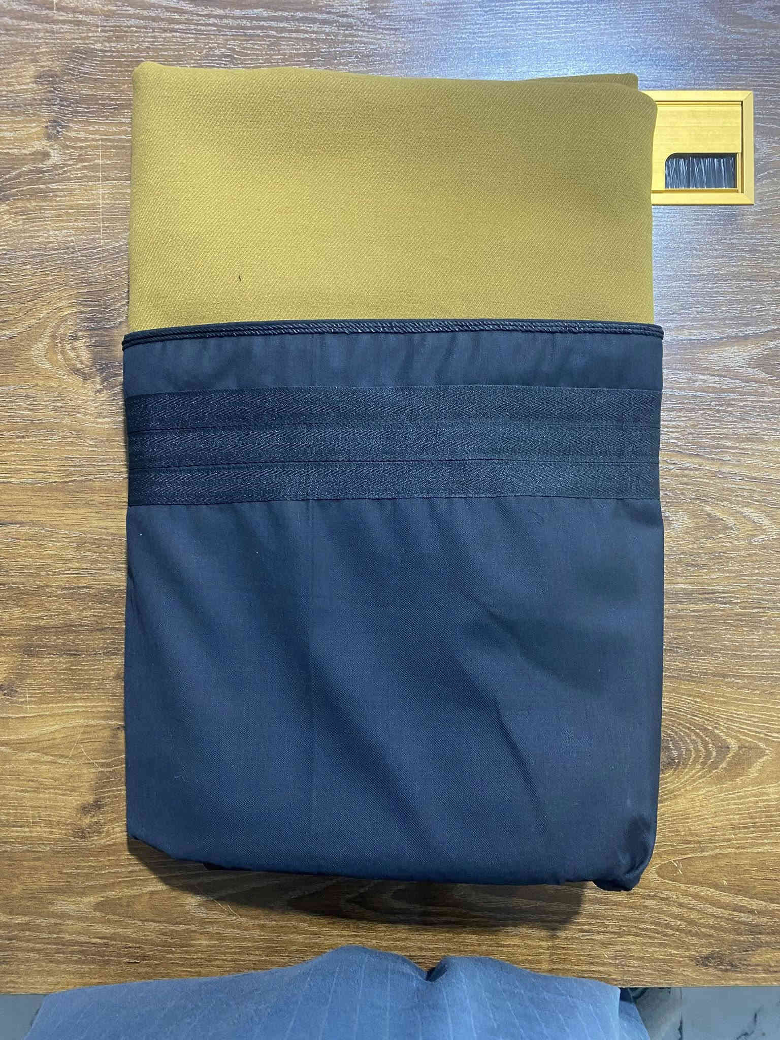 فروة هربد فصال الموصل الحمدانية شغل عراقي درجة اولى 
نقشة زكزاك
لون نيلي+ اسود
جميع القياسات متوفرة
السعر 65 الف
متوفر توصيل كافة انحاء العراق 5 الف

العنوان صلاح الدين العلم
هاتف ***********
